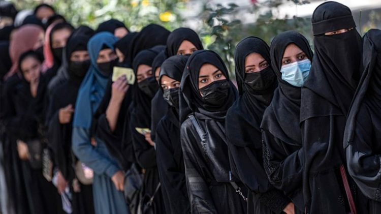 احتدام الانقسامات في صفوف طالبان بسبب القيود على النساء