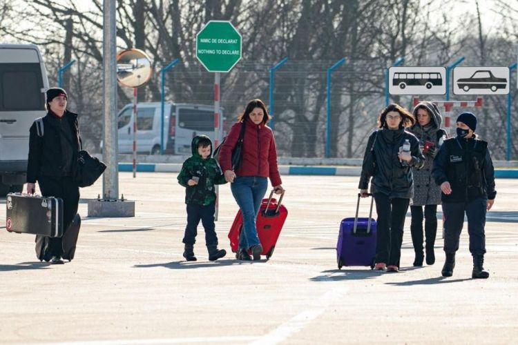 Чехия в 2022 году предоставила убежище 473 тыс. украинских беженцев