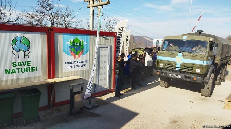 Sülhməramlılara aid 8 avtomobil Laçın yolundan maneəsiz keçib