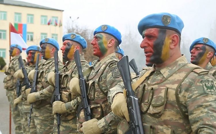 Минобороны Азербайджана продолжает прием на службу в коммандос