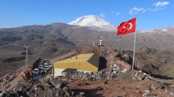 Турция строит военную базу на горе Агрыдаг, на границе с Арменией