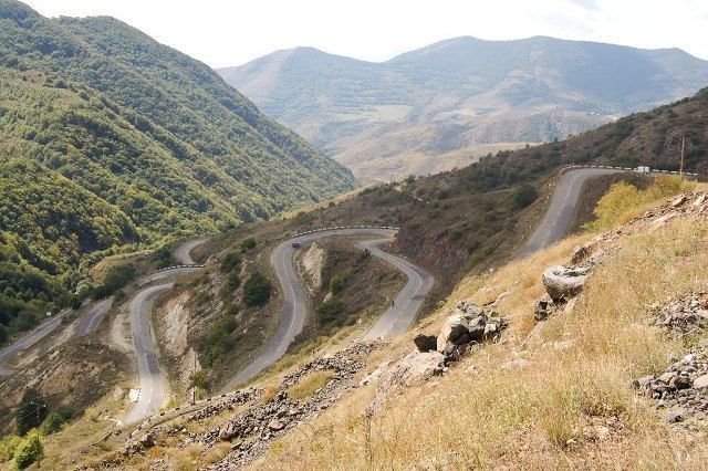 الخارجية الأذربيجانية تنفي إغلاق طريق خانكندي- لاتشين