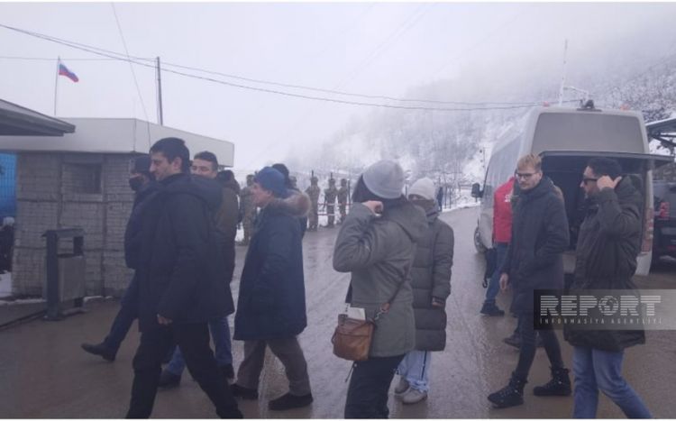 مشاركة العديد من وسائل الإعلام الأجنبية في إحتجاجات خانكندي- لاتشين