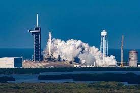 SpaceX delays Falcon Heavy launch attempt until Sunday
