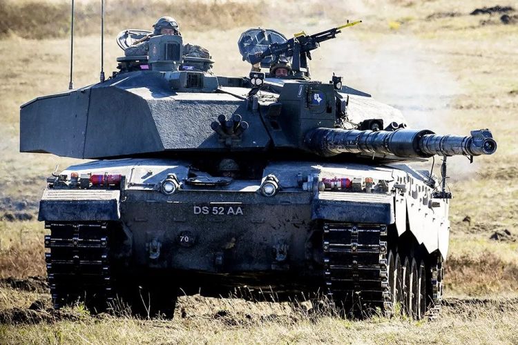 Отправка Украине танков временно ослабит нашу армию Глава Генштаба Британии