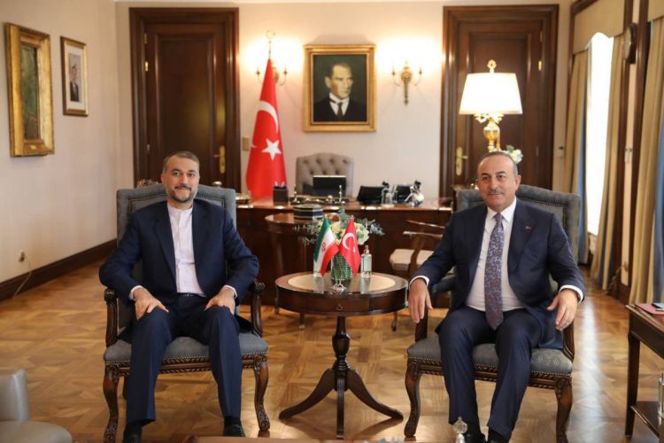 В Анкаре состоялась встреча глав МИД Ирана и Турции