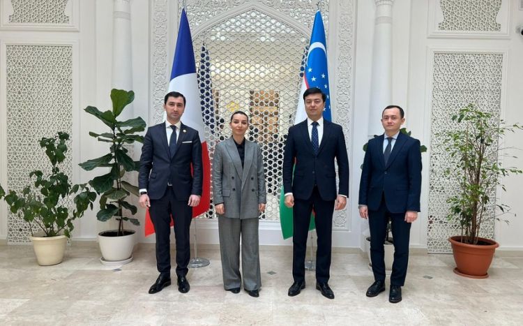 Посол Азербайджана во Франции провела встречи с коллегами из Пакистана и Узбекистана