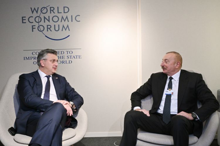 Президент Азербайджана встретился в Давосе с премьер-министром Хорватии