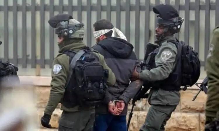 الاحتلال الإسرائيلي يعتقل 8 فلسطينيين من القدس والخليل