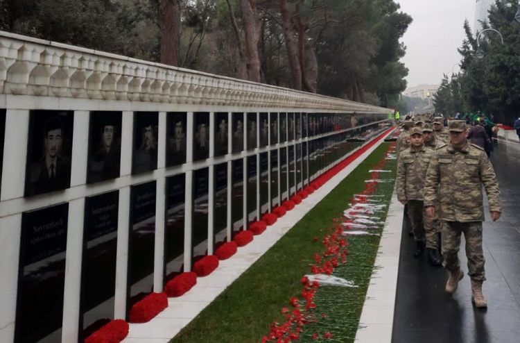 В азербайджанской армии прошли мероприятия в память о трагедии 20 Января