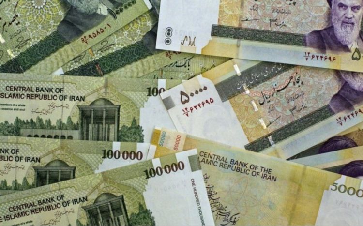 Иранcкая валюта упала до рекордного минимума