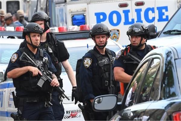 الشرطة الأمريكية تبحث عن رجل هارب بعد مقتل 10 أشخاص