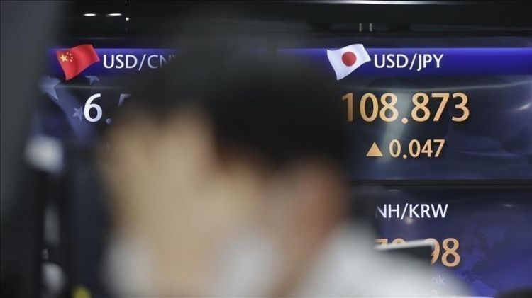 Asian stock markets close higher on Monday