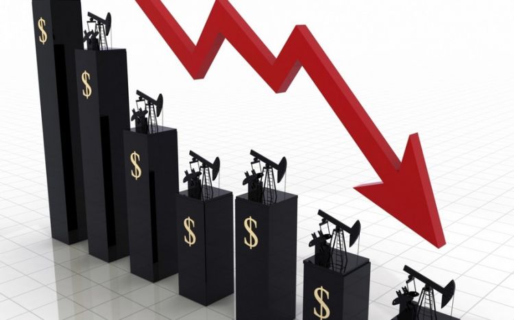 Цена азербайджанской нефти упала ниже 90 долларов