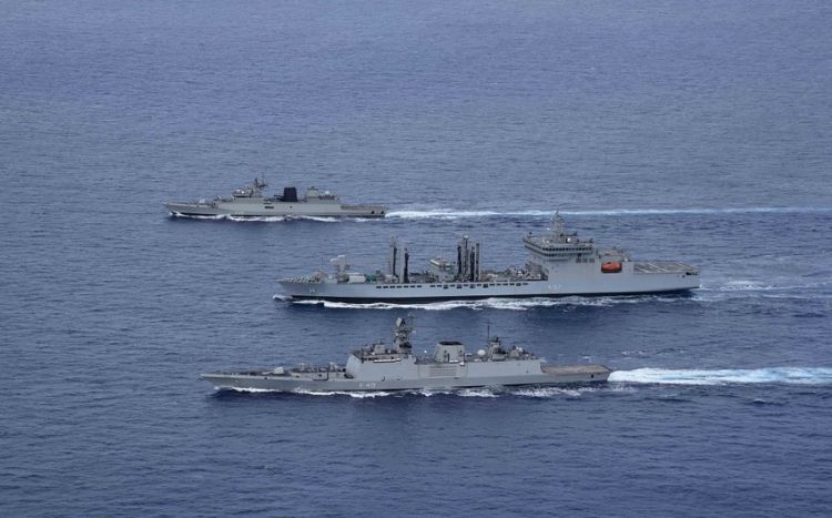 Индия проводит крупные учения ВМС Tropex в Индийском океане