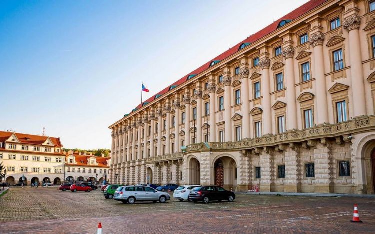 МИД Чехии решительно осудил нападение на посольство Азербайджана в Тегеране
