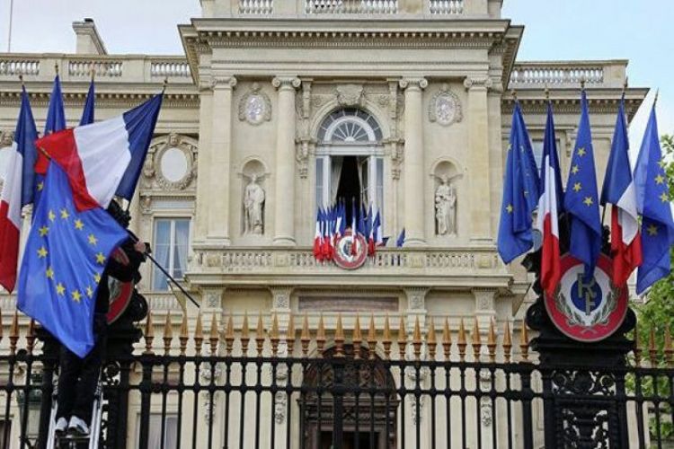 МИД Франции: Любое нападение на дипломатов недопустимо