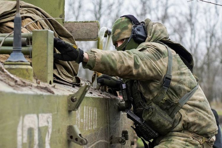 Министр обороны Украины заявил о планах начать применять западные танки весной