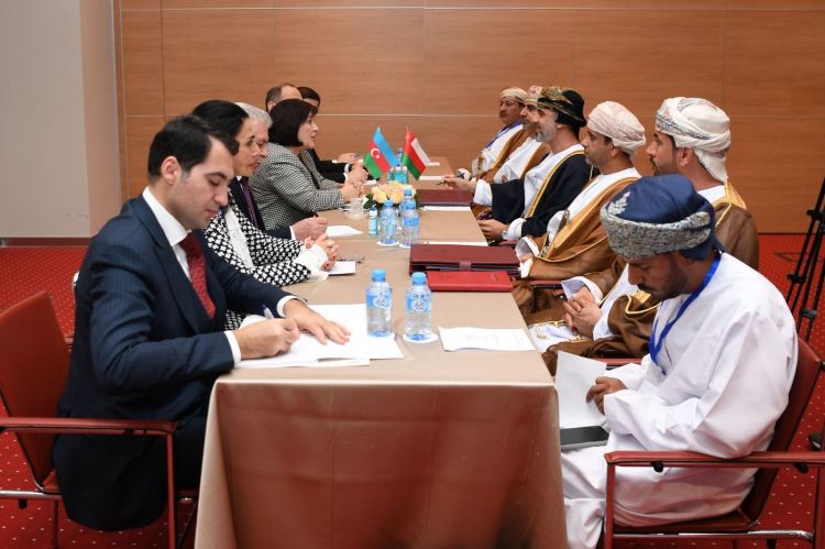 Azerbaijani, Omani Speakers discuss deepening cooperation