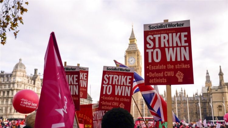 بريطانيا على موعد مع أكبر إضراب منذ سنوات