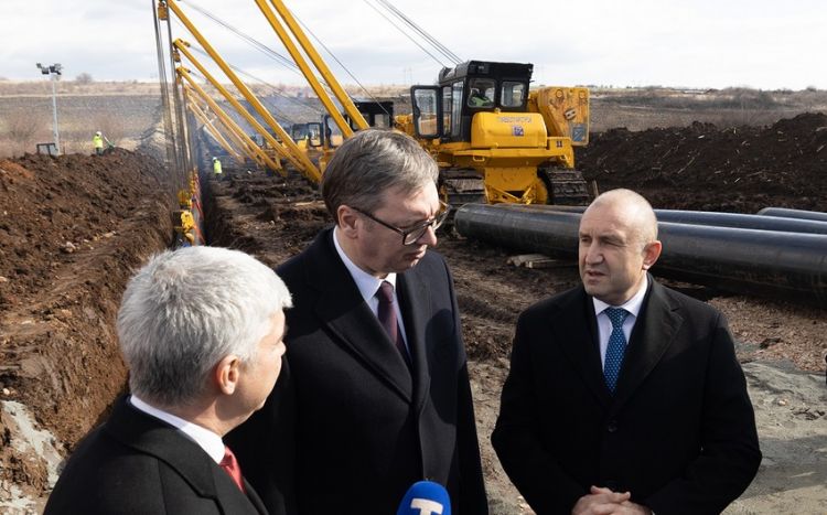Лидеры Болгарии и Сербии ознакомились со строительством газопровода, по которому будет импортироваться азербайджанский газ