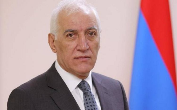 Гражданин Таиланда подал в суд на президента Армении