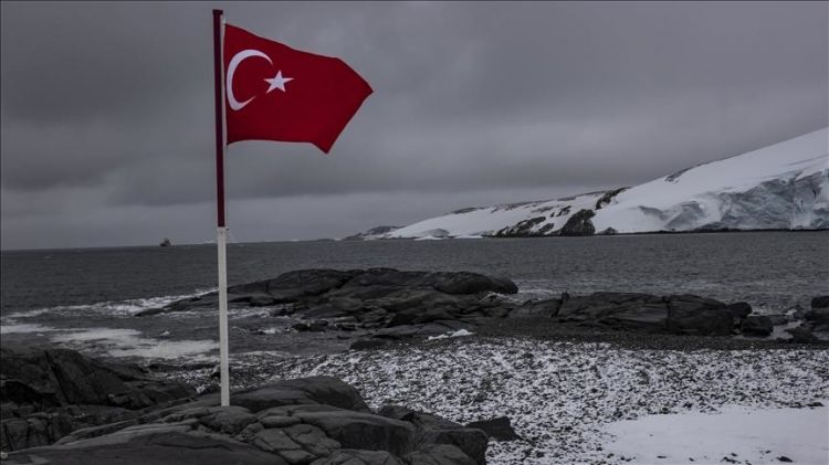 Участники турецкой научной экспедиции достигли Антарктики