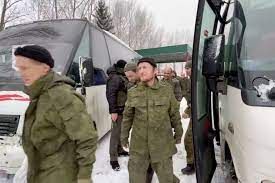 Dozens of soldiers are freed in a Russia-Ukraine prisoner swap
