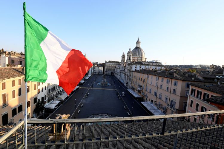 إيطاليا تكشف مستوى تحذير "تسونامي"