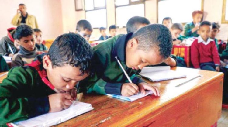 البنك الدولي يمول إعادة تجهيز ألف مدرسة في اليمن