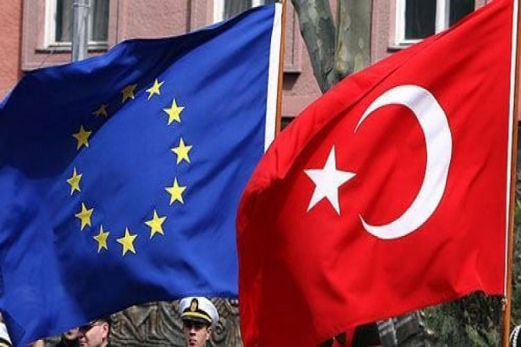 ЕС мобилизовал 10 поисково-спасательных групп для Турции