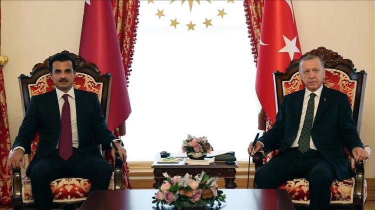 أمير قطر يعزي الرئيس أردوغان في ضحايا الزلزال