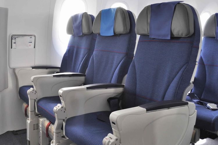 تؤثر على فرص نجاتك.. ما هي أكثر المقاعد أمانا على الطائرة؟