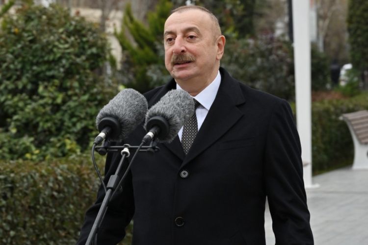 Президент: Произведения Тофика Гулиева поистине являются большим достоянием Азербайджана