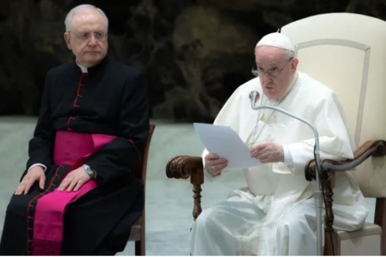 Папа Римский обратился с призывом проявить солидарность с Турцией и Сирией