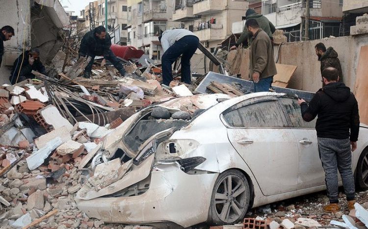 В подконтрольных оппозиции районах Сирии при землетрясении погибли около 2 тыс. человек