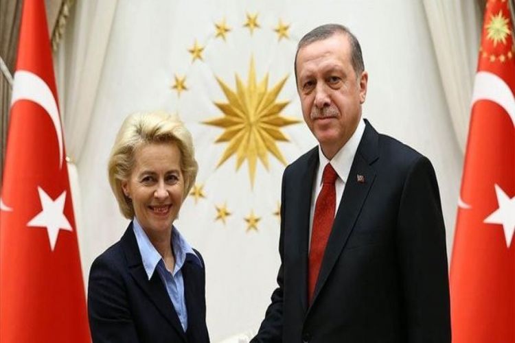 Урсула фон дер Ляйен позвонила Эрдогану: «Европа с вами»