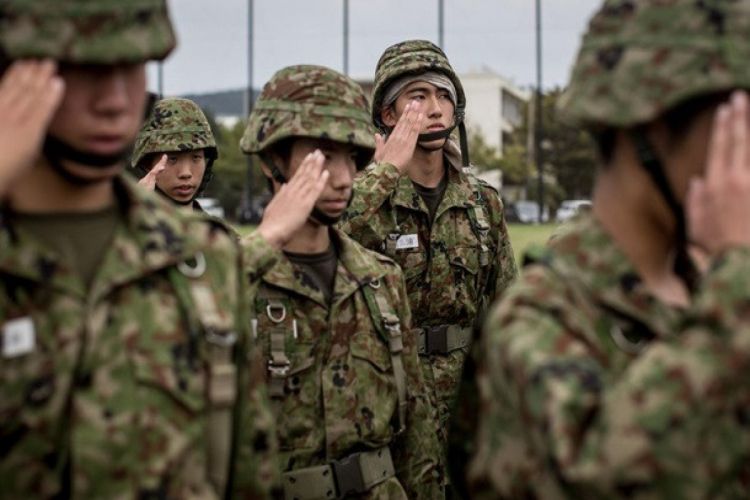 Япония направила военнослужащих на помощь Турции