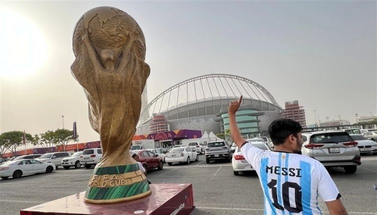 قطر ترسل مقصورات كأس العالم لسوريا وتركيا