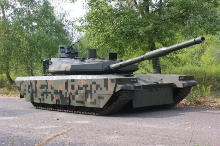 Моравецкий: Польша передала Украине 250 танков Т-72