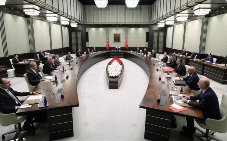 Эрдоган проведет заседание Кабмина в связи с ситуацией в зонах бедствий
