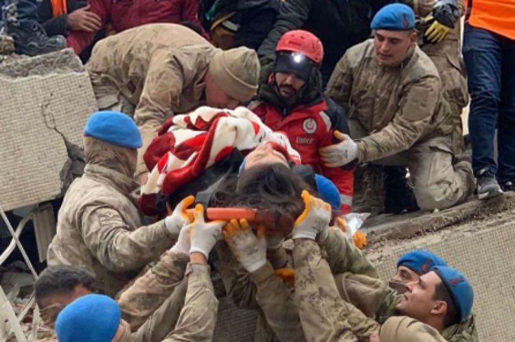 Turkey's Recep Erdogan: 8,000 rescued from earthquake rubble