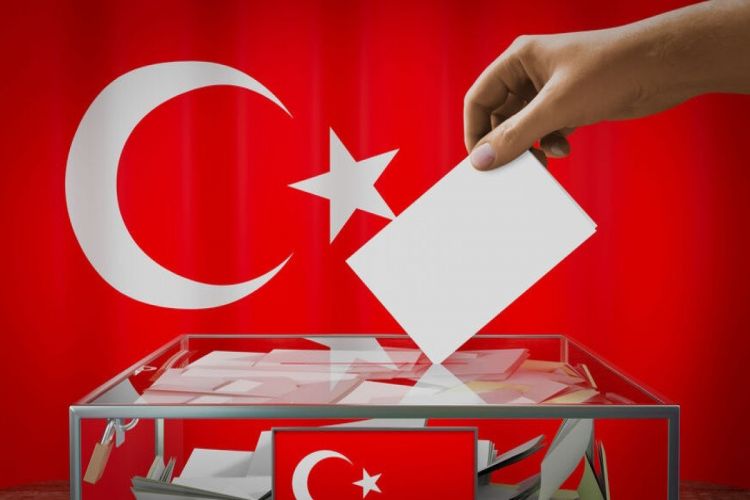 СМИ: В Турции могут быть перенесены президентские и парламентские выборы