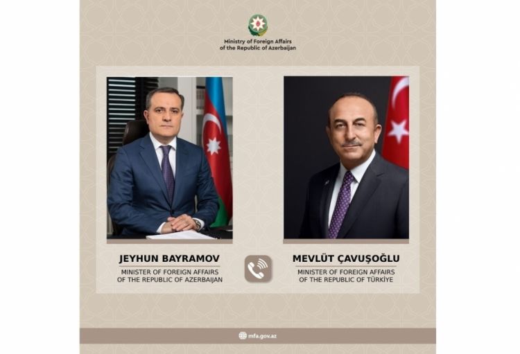 وزيرا خارجية أذربيجان وتركيا يناقشان الوضع في منطقة الزلزال