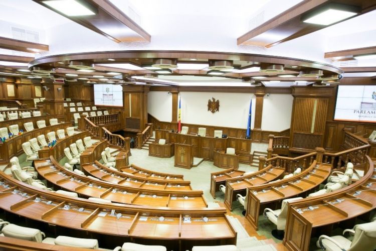 Парламент Молдовы утвердил правительство Дорина Речана