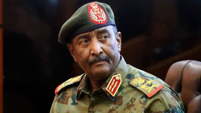 البرهان: دمج الدعم السريع شرط استمرار الجيش بالاتفاق الإطاري