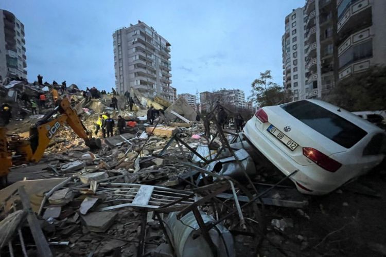 Названа сумма материальной помощи, направленной из Азербайджана в Турцию в связи с землетрясением