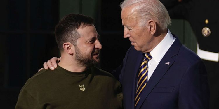 Biden arrives in Kyiv on surprise visit