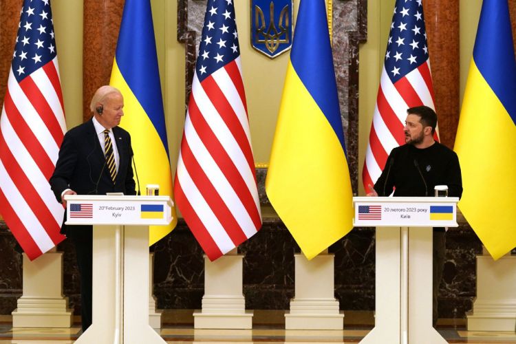 Зеленский: Результат визита Байдена в Украину будет ощущаться на поле боя