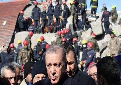 الرئيس التركي نعمل على إعادة بناء مساكن آمنة لمتضرري الزلزال